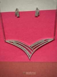 Her Shringar - White Necklace Set With Earrings