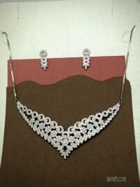 Her Wing - White Necklace Set With Earring